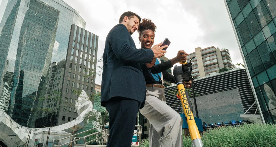 Patinetes Elétricos impulsionam micromobilidade urbana com tecnologia remota