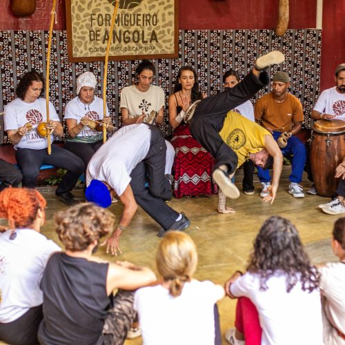 Capoeira e Samba de Roda movimentam a Vila Cultural Cobra Coral